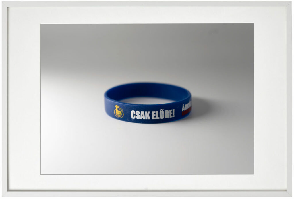 MOL-Pick Szeged Bracelet, Suuluaraq John Petersen Motzfeld, May 2019, Nuuk Greenland, Photo: © Anne Chahine